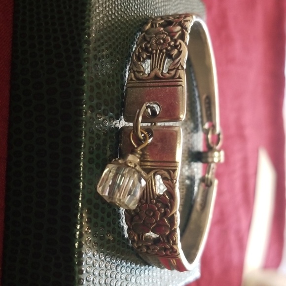 Unity bracelet - Picture 2 of 3